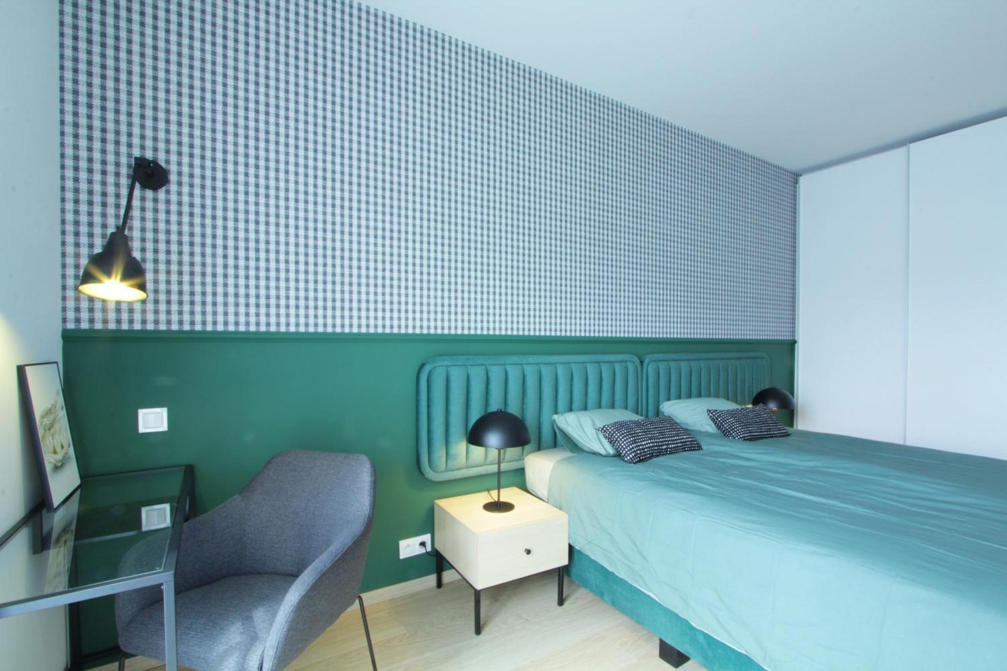 Strict Center Apartment